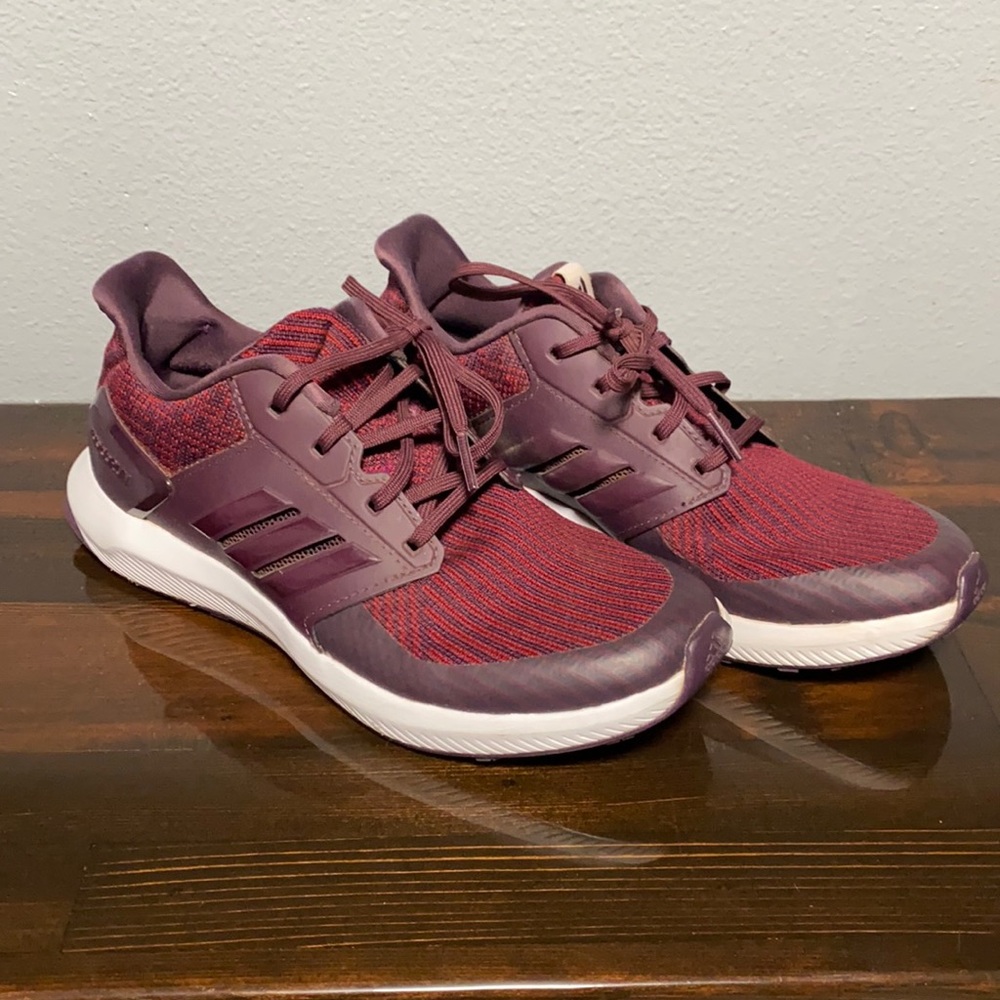 Adidas cloudfoam fitfoam maroon running shoes